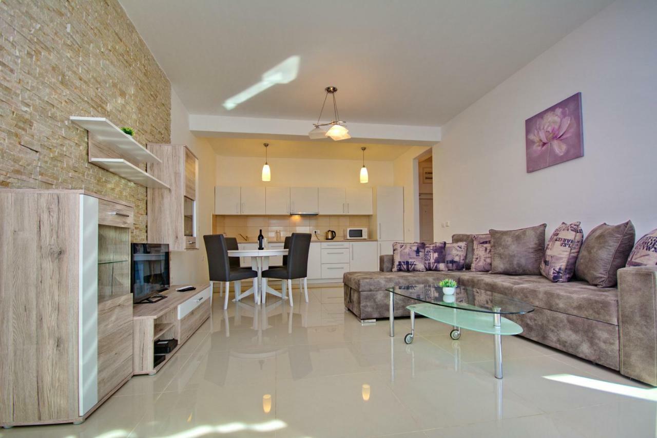 Apartment Dobrota Kotor Exterior photo